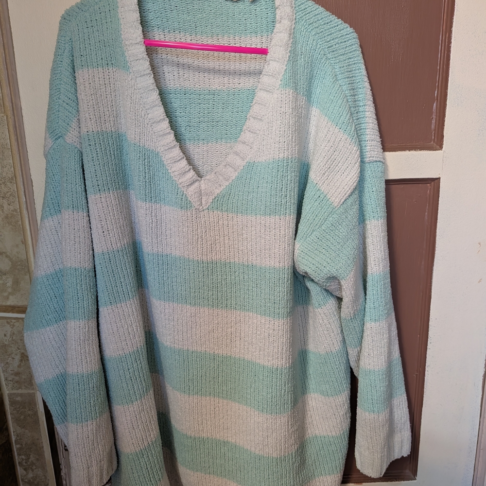 Soft Surroundings V-Neck Sweater - Light Blue and White